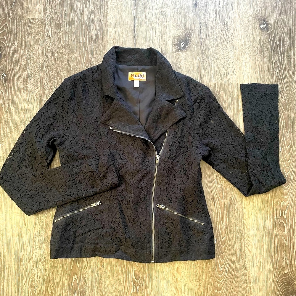 Pretty lace blazer light jacket size S, great condition